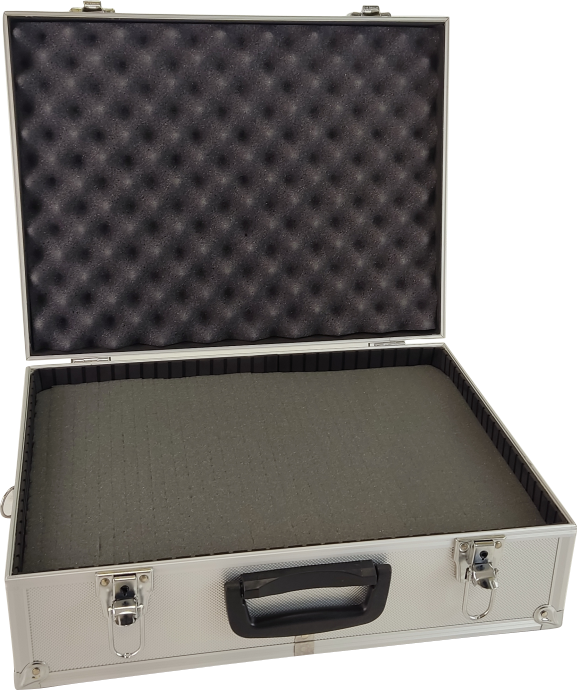 walizka aluminiowa plus wypełnienie piankowe.png