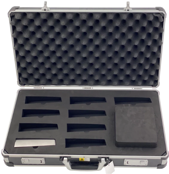 wypełnienie-pianka-walizka-narzędziowa-CBMA425820W111